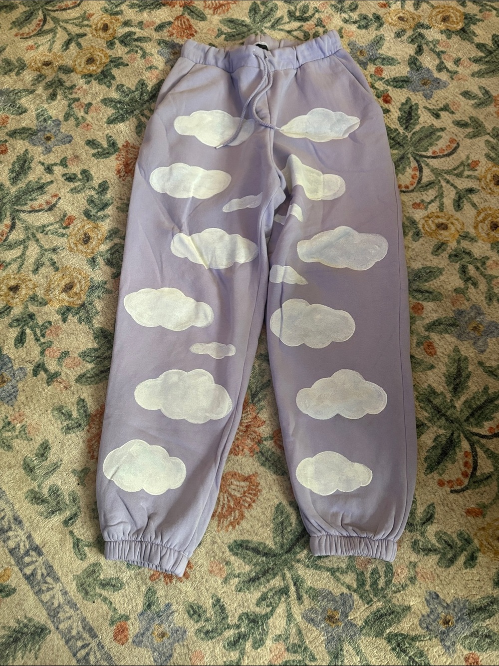 Wolf & Badger Quillattire London lavender cloud sweatpants